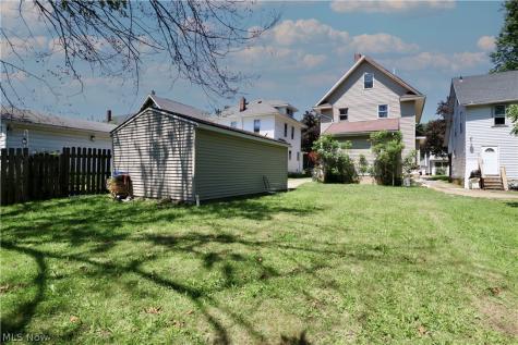 44 E Brookside Avenue Akron OH 44301