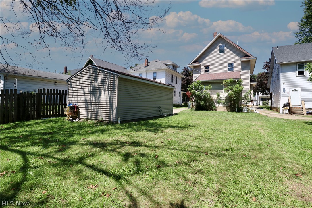 44 E Brookside Avenue Akron OH 44301