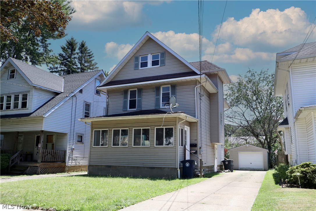 44 E Brookside Avenue Akron OH 44301