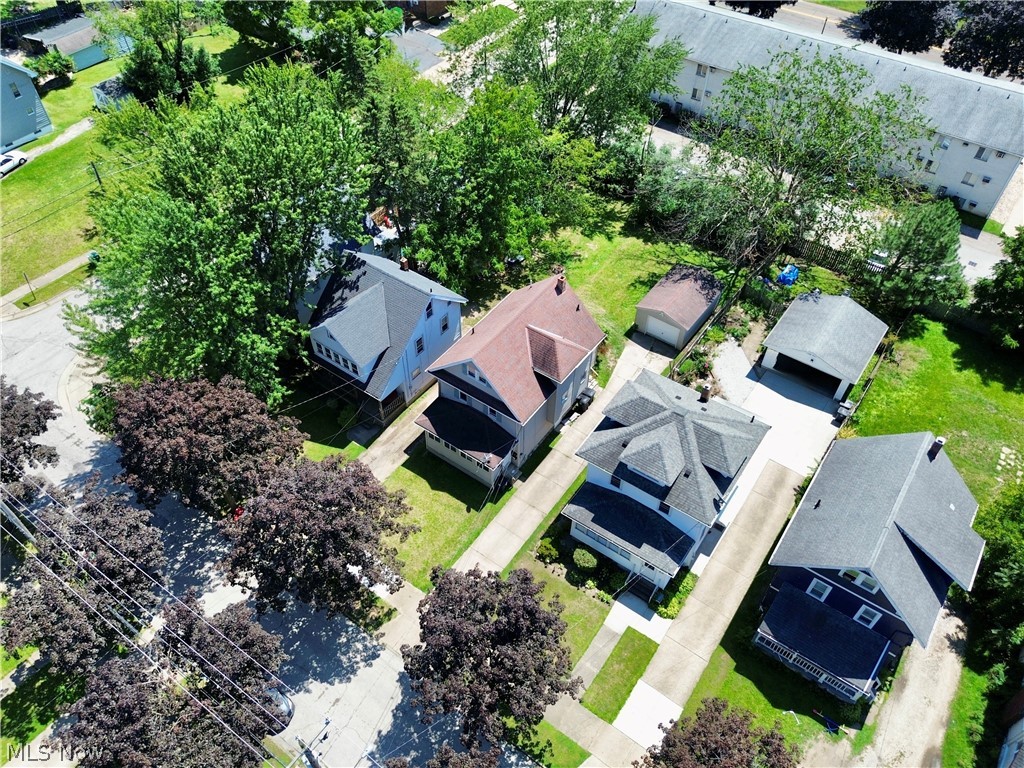 44 E Brookside Avenue Akron OH 44301