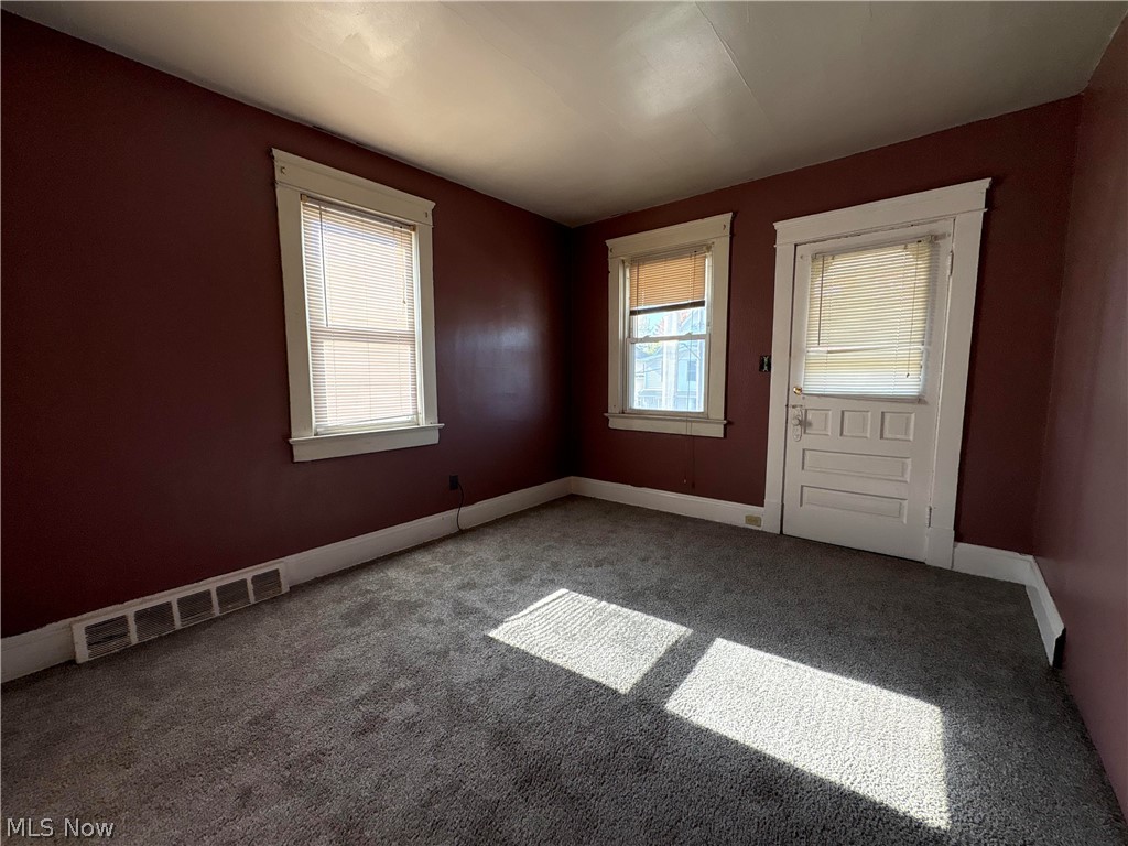 3997 East 54th Street Newburgh Heights OH 44105