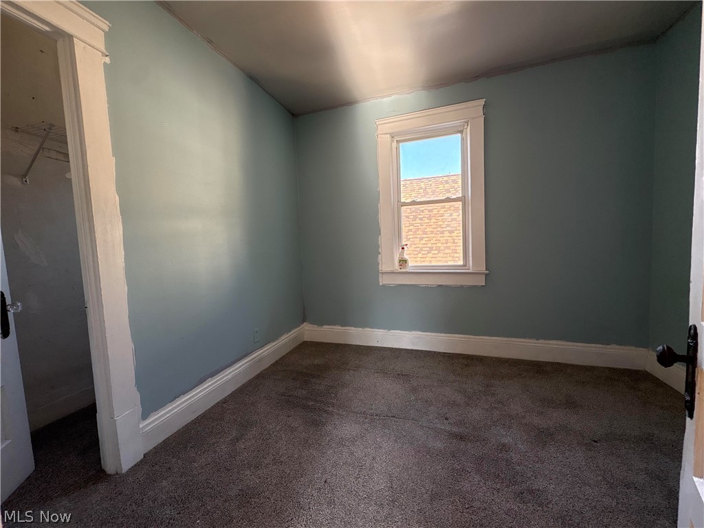 3997 East 54th Street Newburgh Heights OH 44105
