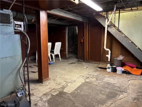 3997 East 54th Street Newburgh Heights OH 44105
