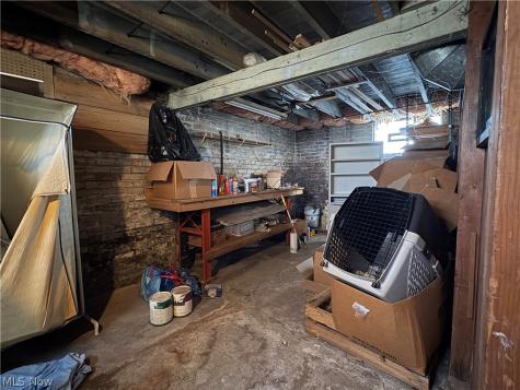3997 East 54th Street Newburgh Heights OH 44105