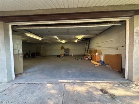 3997 East 54th Street Newburgh Heights OH 44105