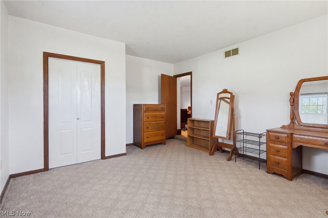 5495 Frazeysburg Road Nashport OH 43830