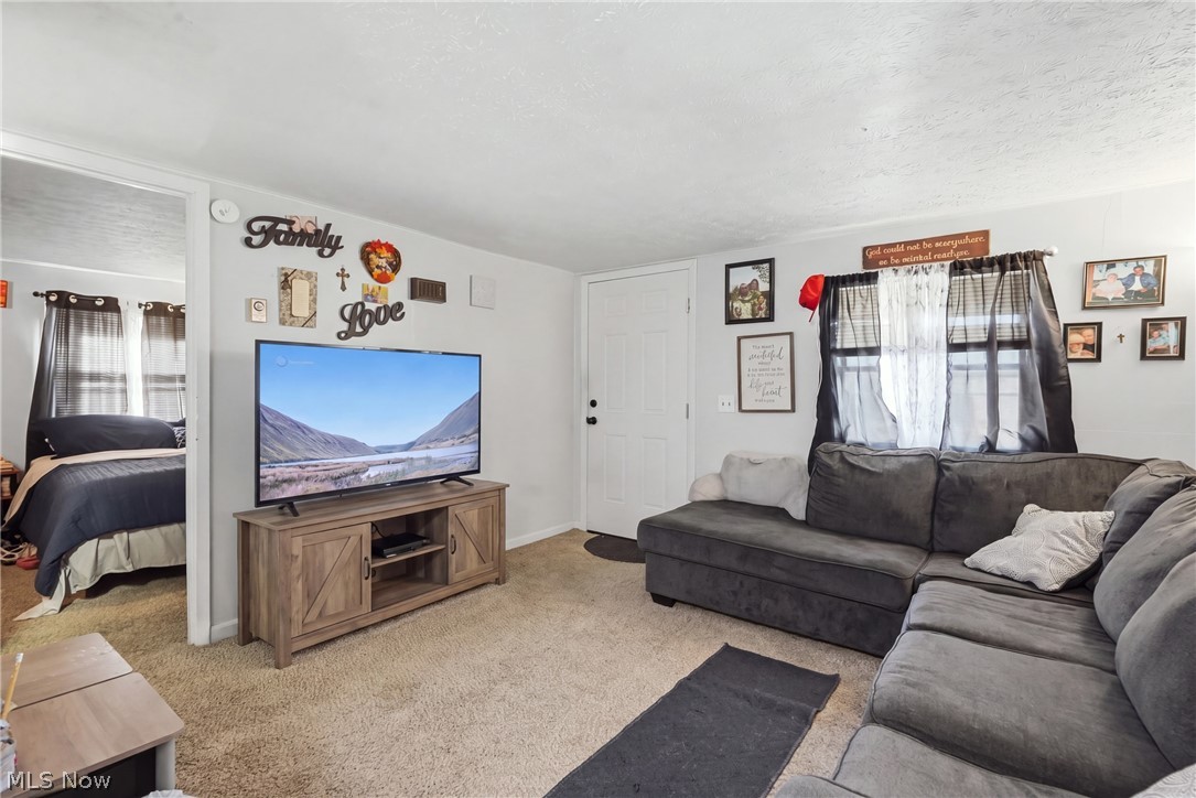 5495 Frazeysburg Road Nashport OH 43830