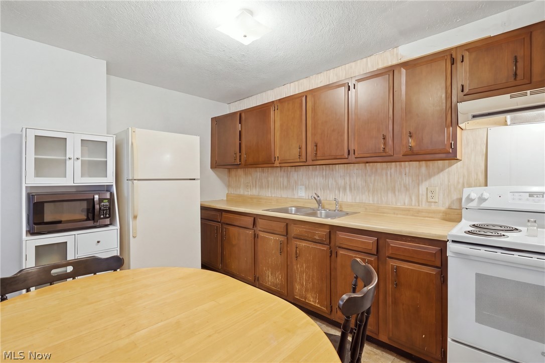 5495 Frazeysburg Road Nashport OH 43830