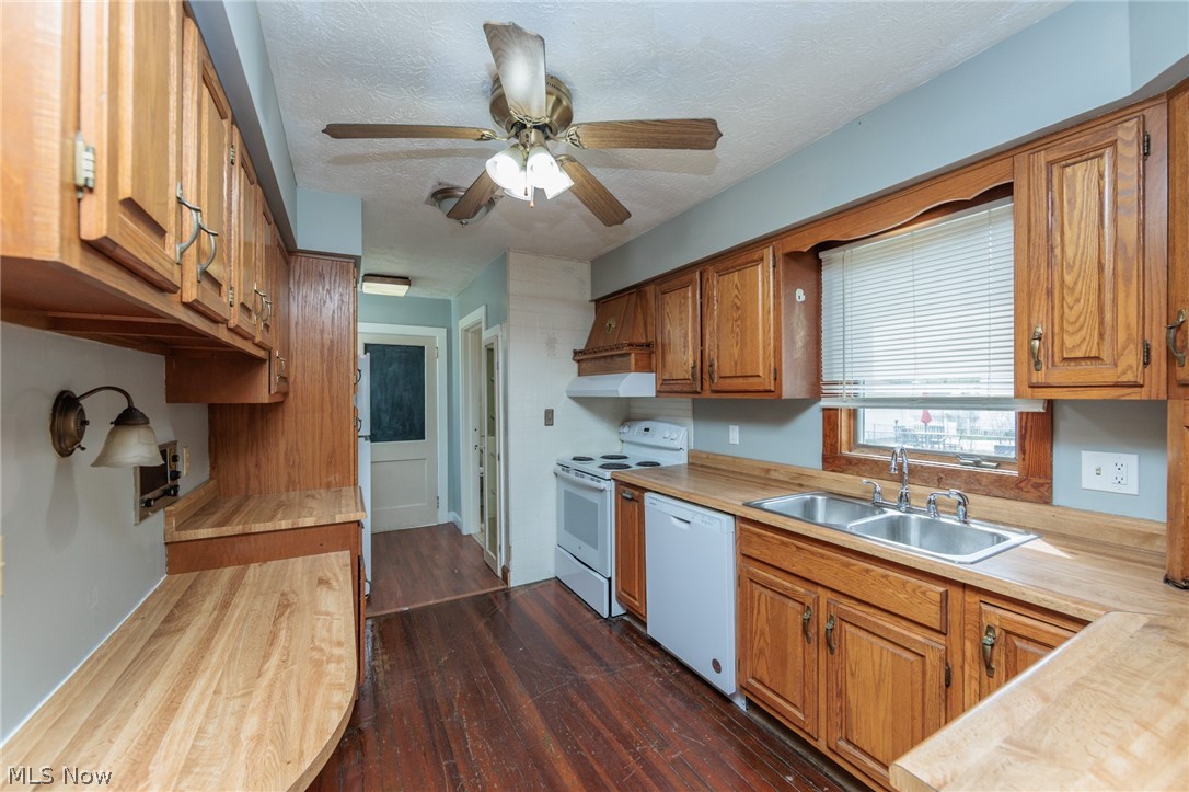241 S Freedom Street Ravenna OH 44266