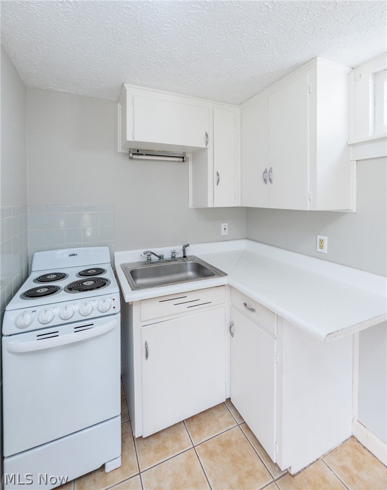 241 S Freedom Street Ravenna OH 44266