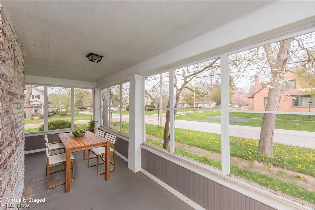 241 S Freedom Street Ravenna OH 44266