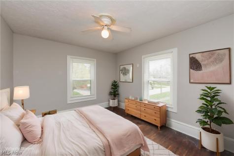 241 S Freedom Street Ravenna OH 44266