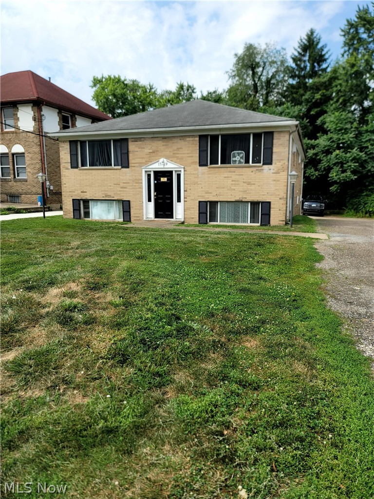 1719 Fulton Road NW Canton OH 44703