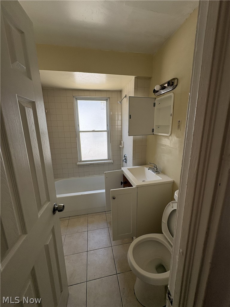 1656 Bryn Mawr Road East Cleveland OH 44112