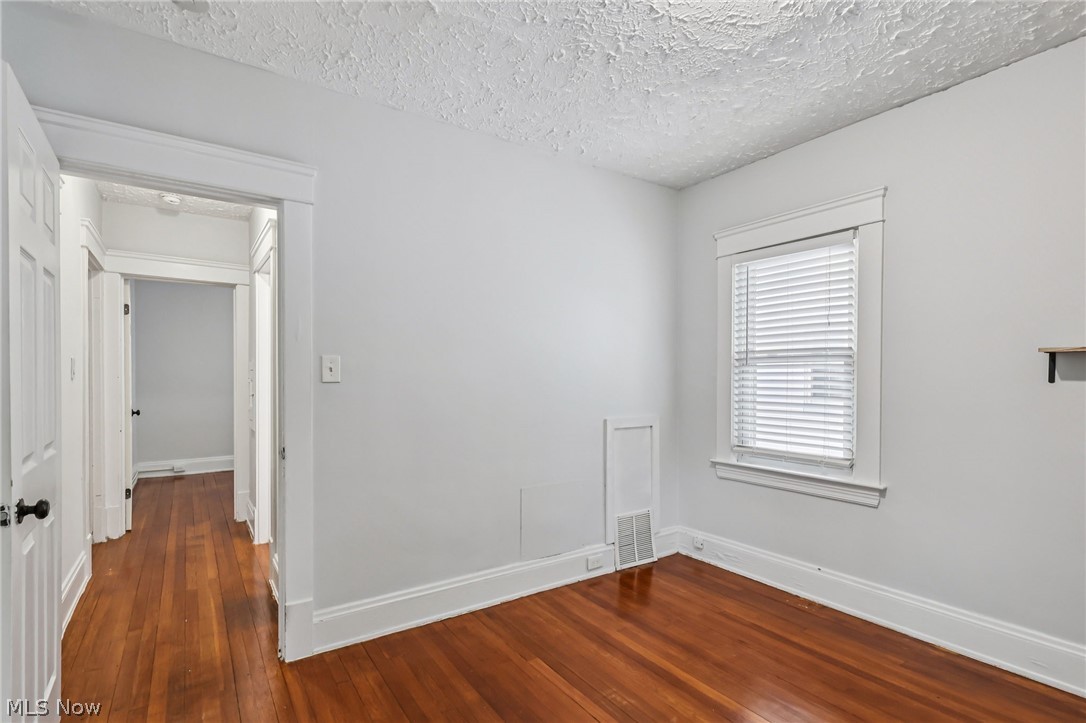 1607 Cohassett Avenue Lakewood OH 44107