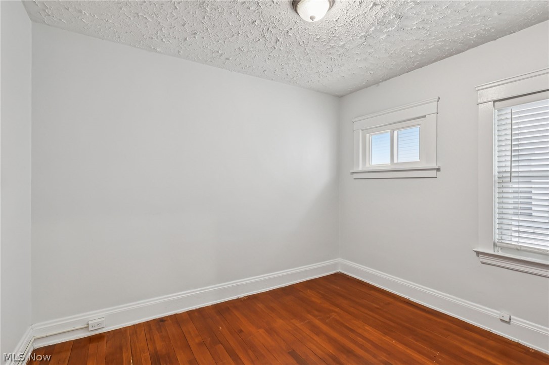 1607 Cohassett Avenue Lakewood OH 44107