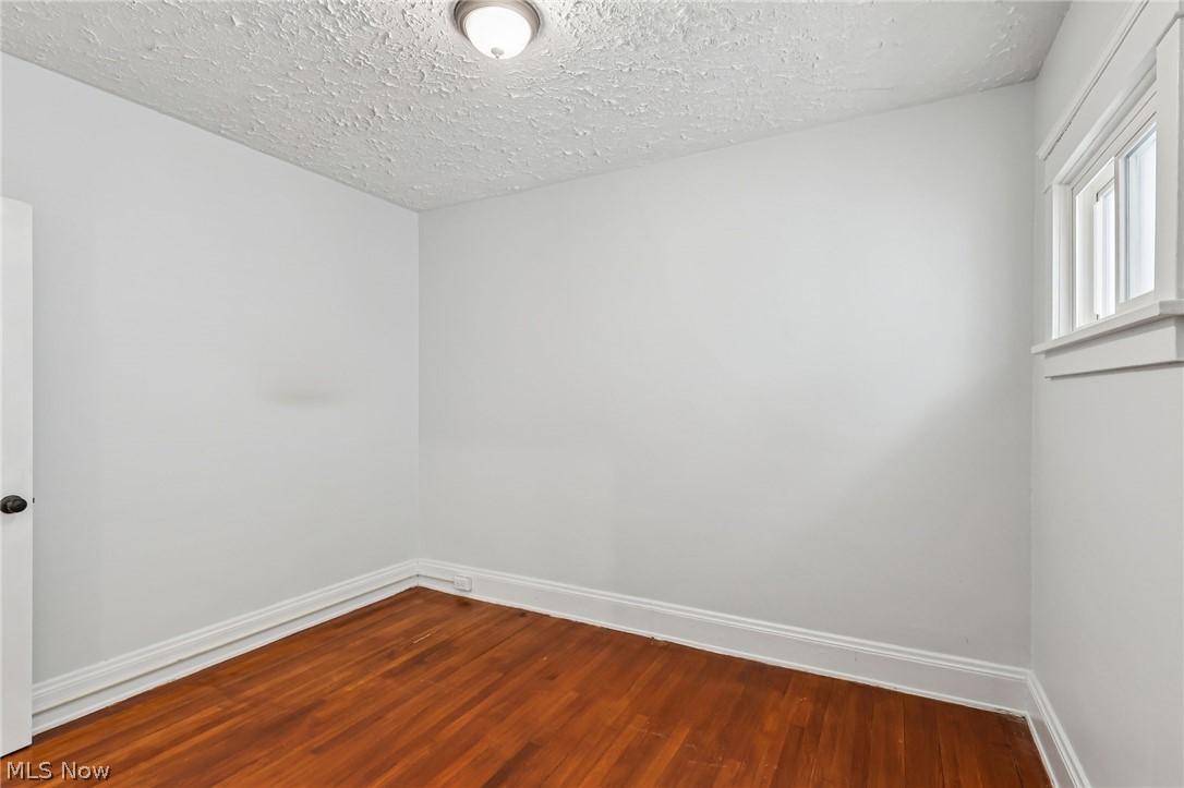 1607 Cohassett Avenue Lakewood OH 44107