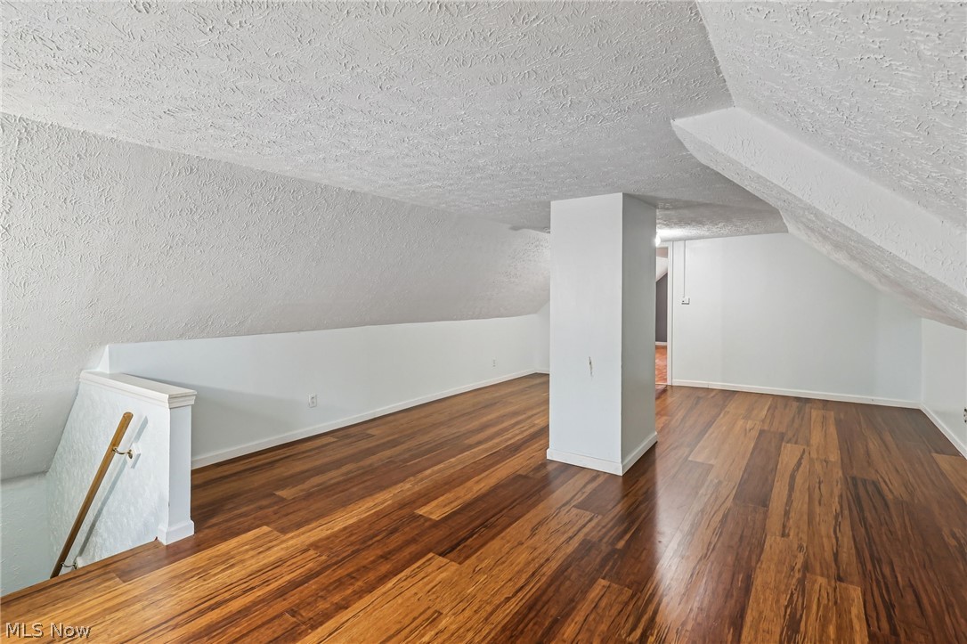 1607 Cohassett Avenue Lakewood OH 44107