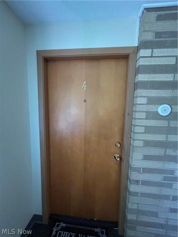 1422 E 264th Street Euclid OH 44132