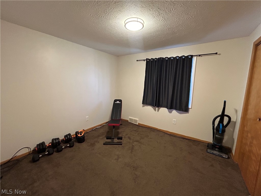 1422 E 264th Street Euclid OH 44132