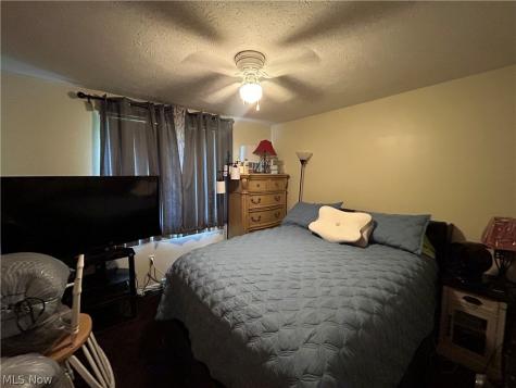 1422 E 264th Street Euclid OH 44132