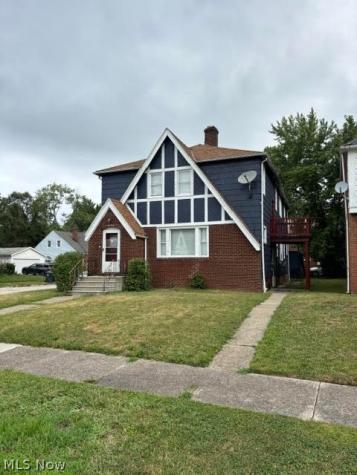 934 Ravine Drive Cleveland Heights OH 44112