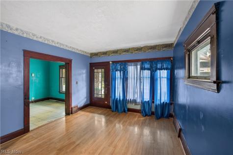 2768 E 124th Street Cleveland OH 44120