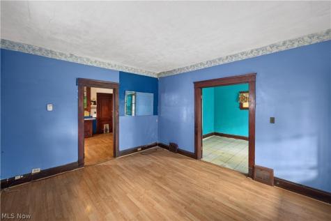 2768 E 124th Street Cleveland OH 44120