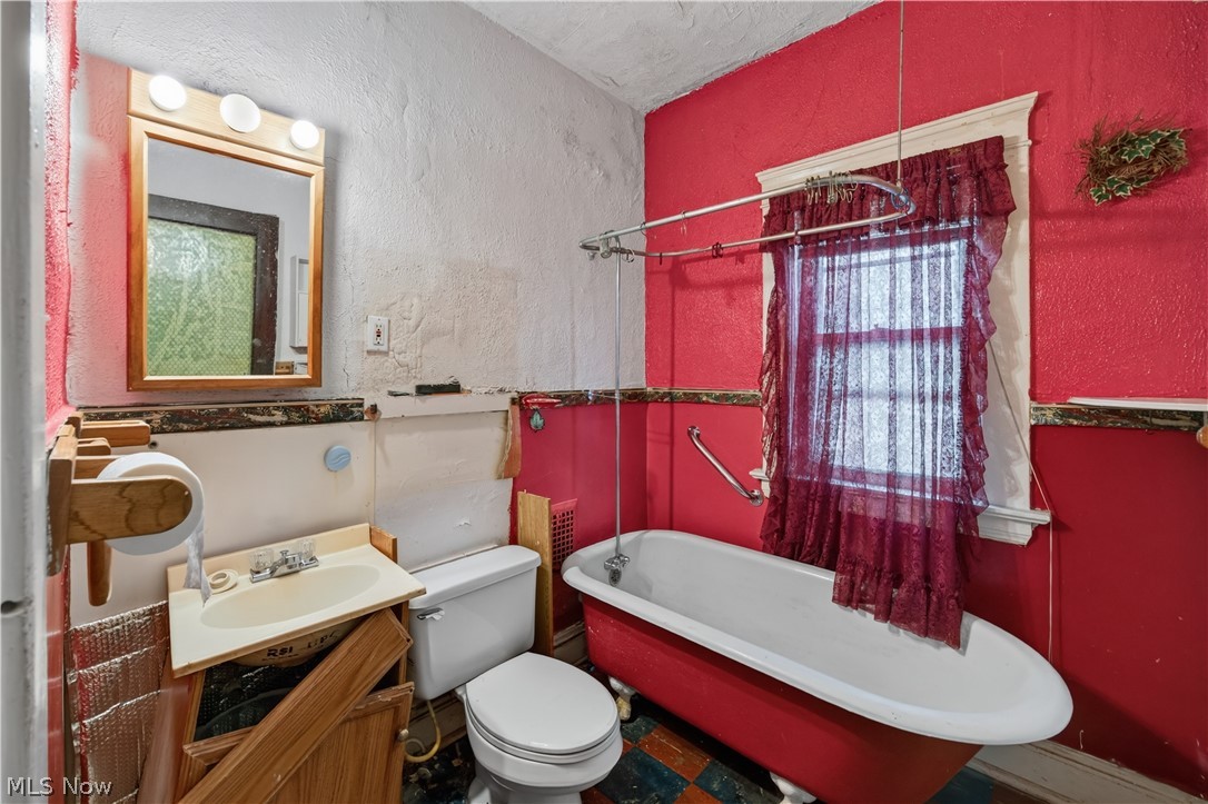 2768 E 124th Street Cleveland OH 44120