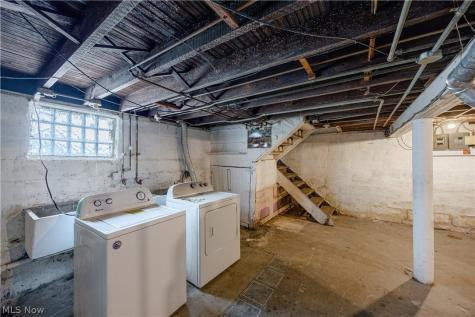 2768 E 124th Street Cleveland OH 44120