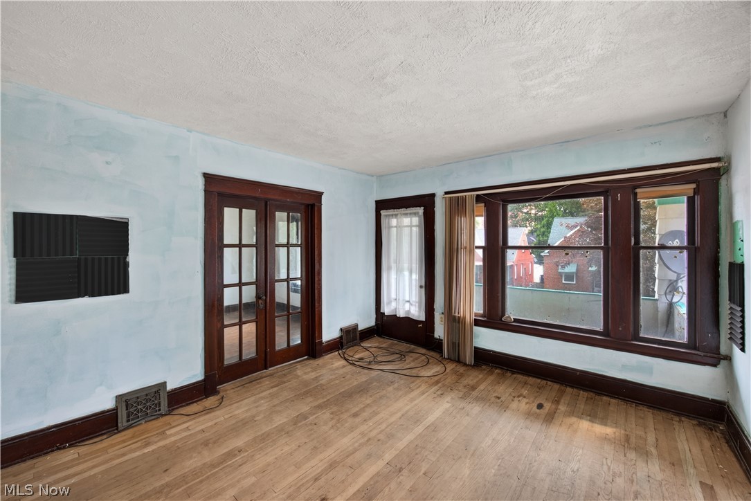 2768 E 124th Street Cleveland OH 44120