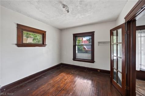 2768 E 124th Street Cleveland OH 44120