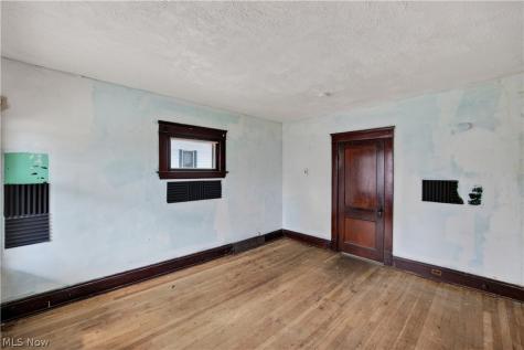 2768 E 124th Street Cleveland OH 44120