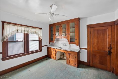 2768 E 124th Street Cleveland OH 44120