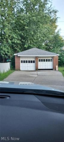 20850-20854 Lake Shore Boulevard Euclid OH 44123