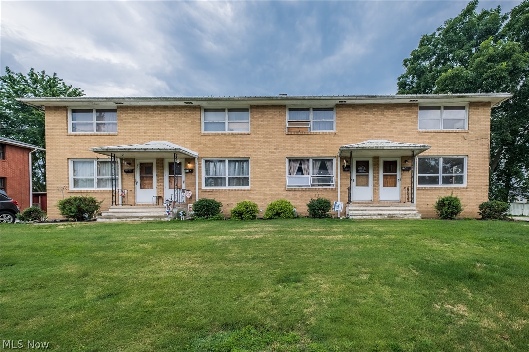 210 Clara Court Louisville OH 44641