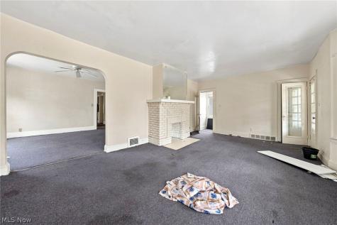 11413 Whitmore Avenue Cleveland OH 44108
