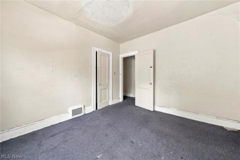 11413 Whitmore Avenue Cleveland OH 44108