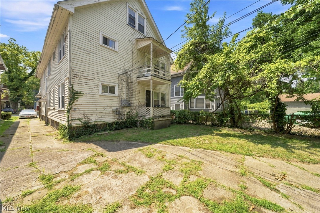 11413 Whitmore Avenue Cleveland OH 44108