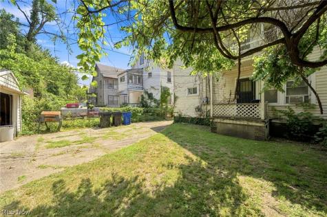 11413 Whitmore Avenue Cleveland OH 44108