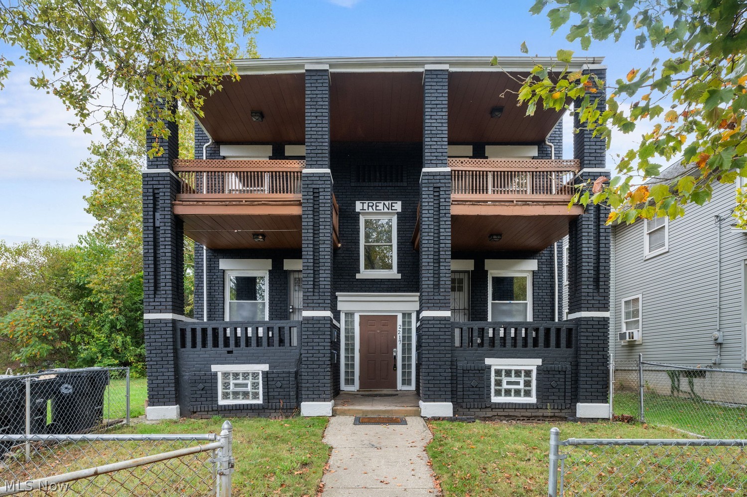 2217 E 71st Street Cleveland OH 44103