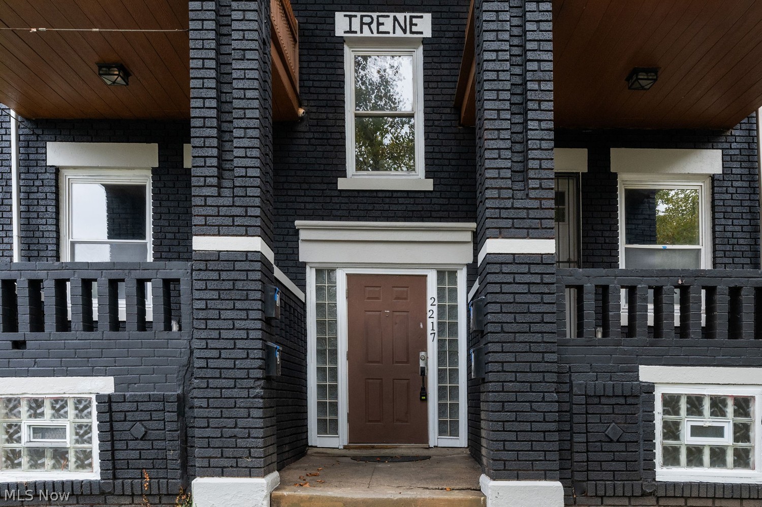 2217 E 71st Street Cleveland OH 44103