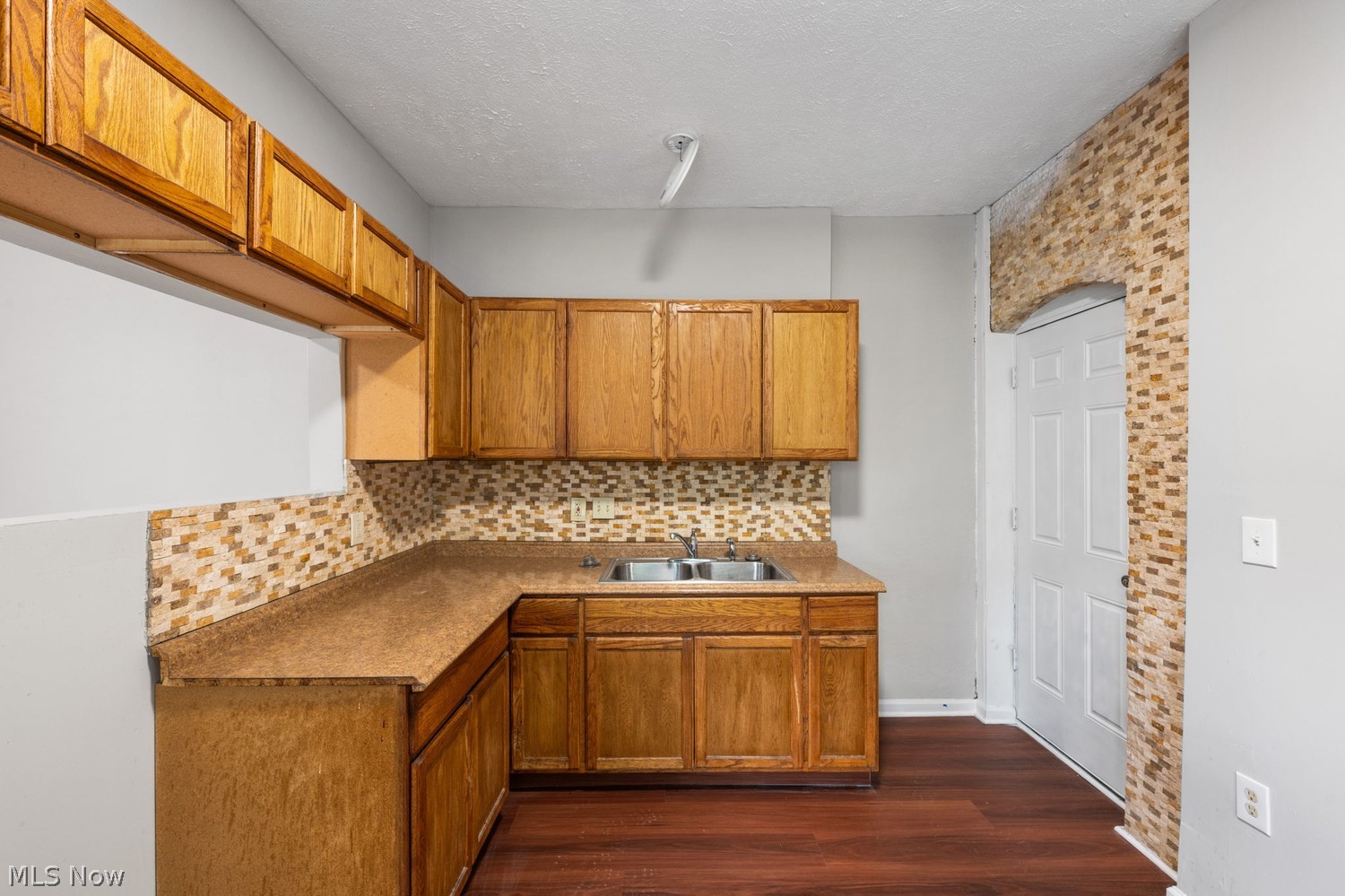 2217 E 71st Street Cleveland OH 44103