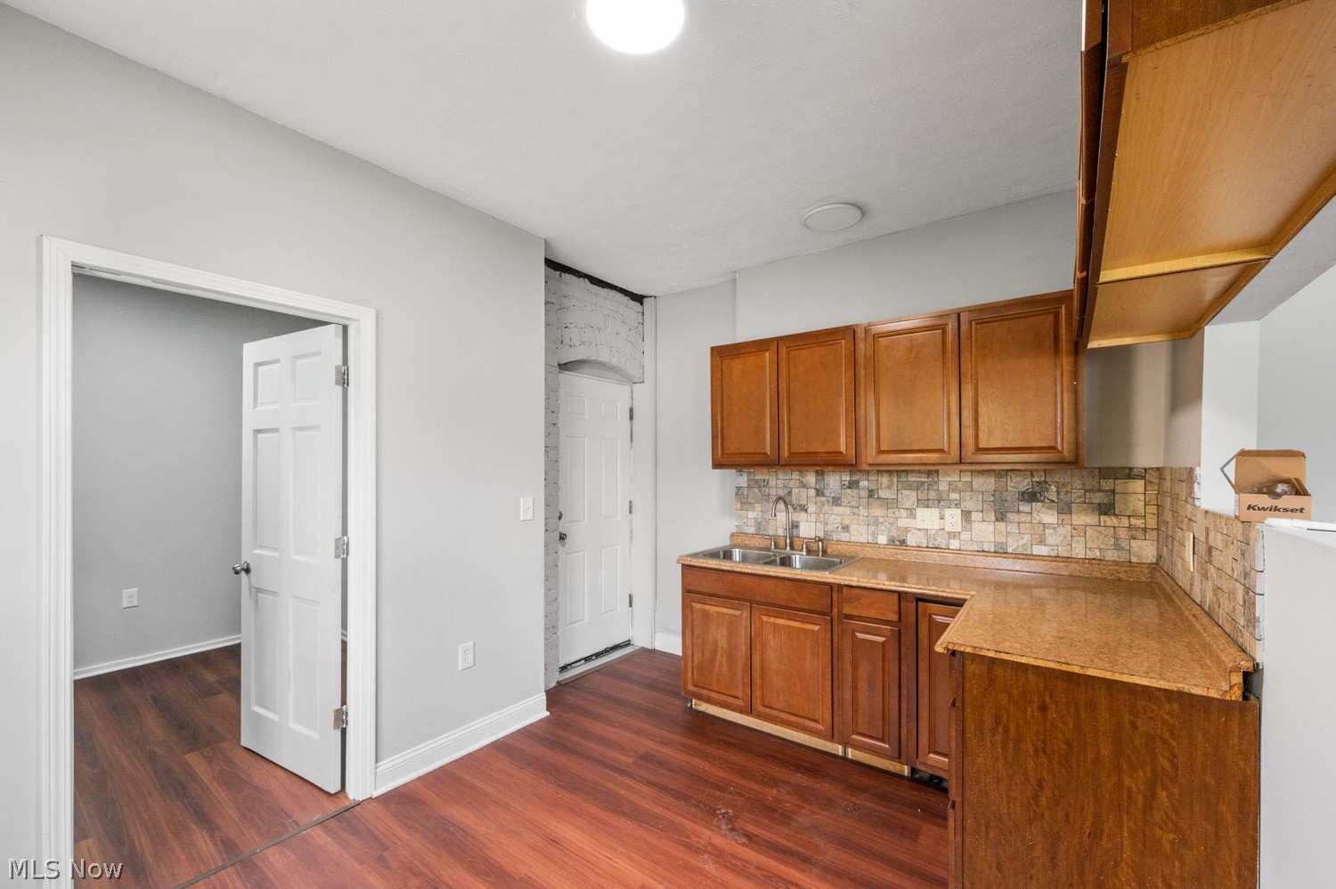 2217 E 71st Street Cleveland OH 44103