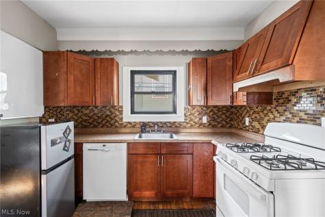 15 Grand Street Berea OH 44017
