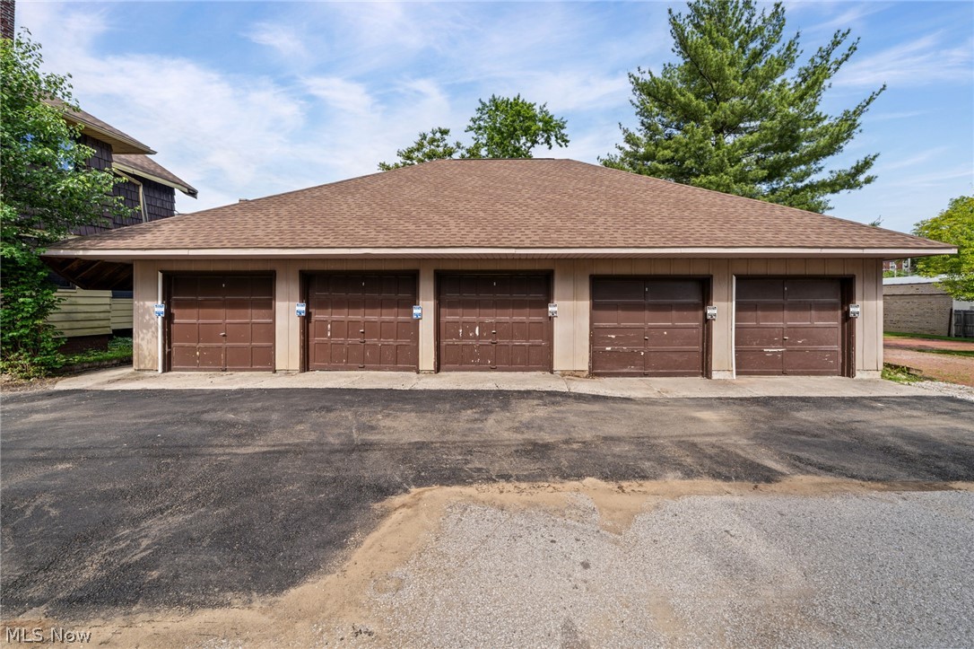 15 Grand Street Berea OH 44017