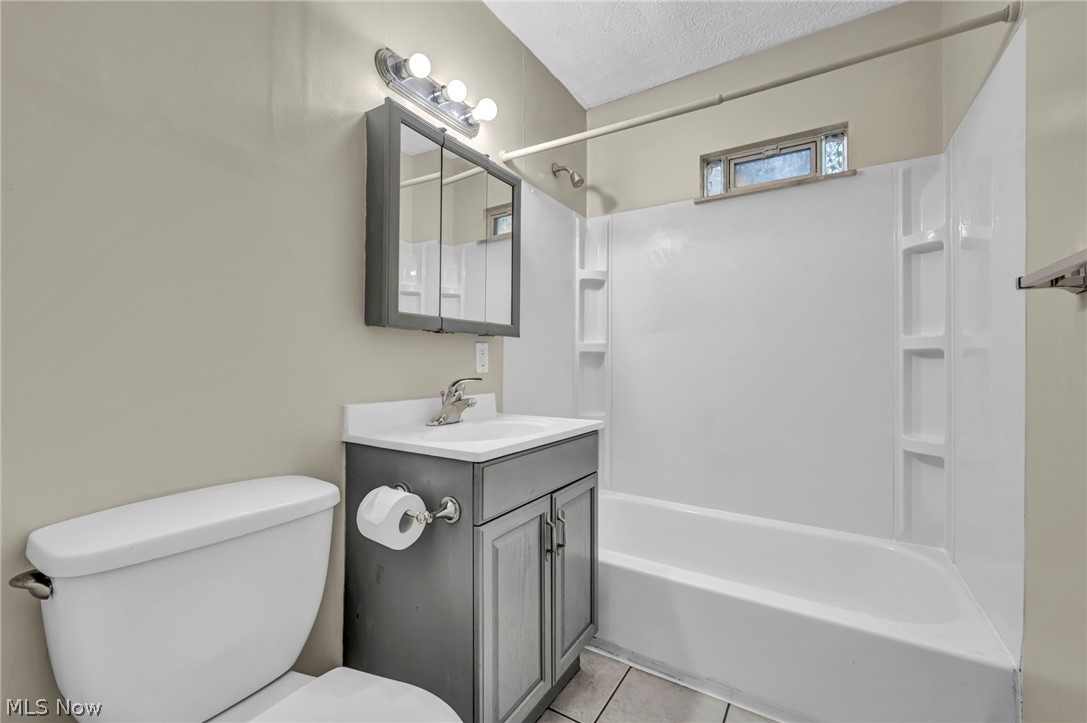 4141 W 157th Street Cleveland OH 44135