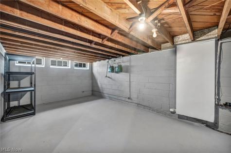 4141 W 157th Street Cleveland OH 44135