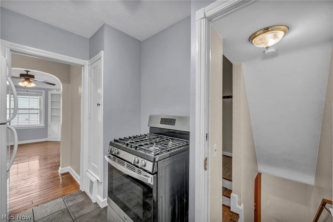 4141 W 157th Street Cleveland OH 44135