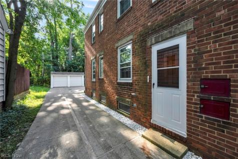 4141 W 157th Street Cleveland OH 44135